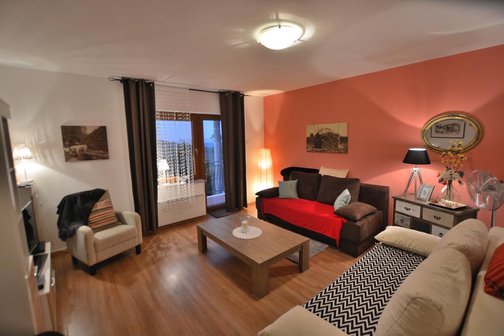 Apartment Nona Ancka Марезиге Екстер'єр фото